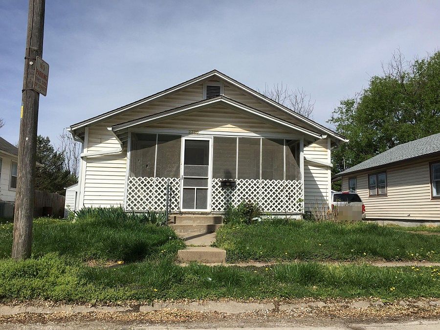 1st image of 2720 S 20th St