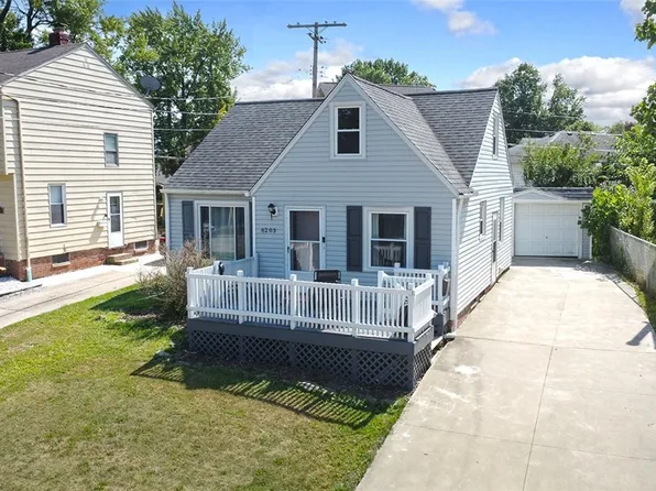 6203 Dartworth Dr, Parma, OH 44129
