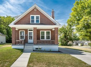 6996 Robbins Ave, Saint Louis, MO 63133