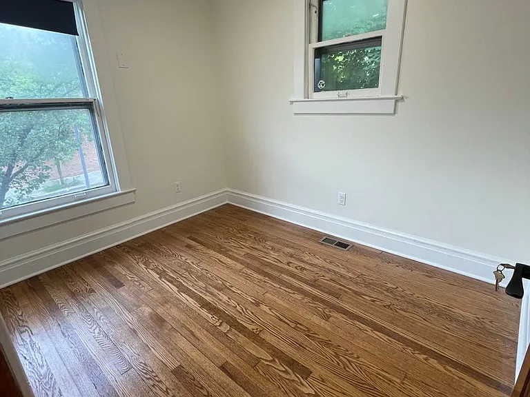 412 E William St — Photo 11