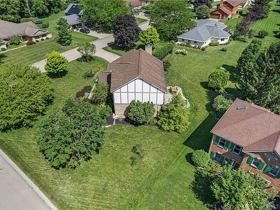 5th image of 3730 Westwind Dr
