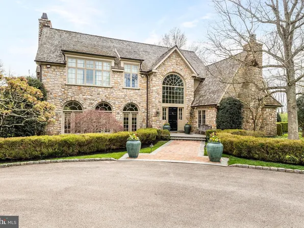 1347 Fording Brook Rd, Lower Gwynedd, PA 19002