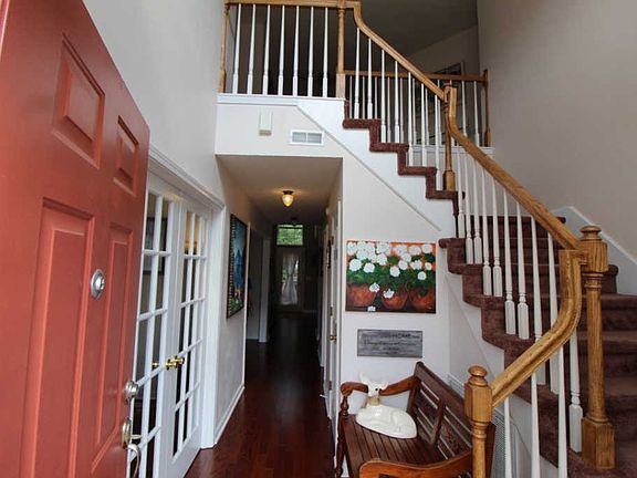3rd image of 2307 N Cromwell Ct