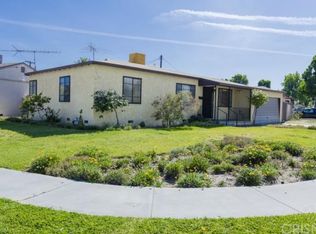 13126 Archwood St, North Hollywood, CA 91606