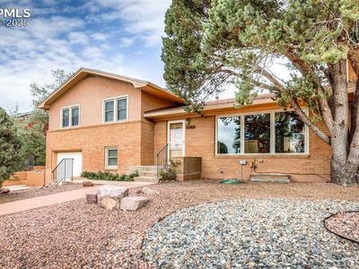 1306 Mount View Ln, Colorado Springs, CO, 80907