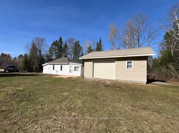 75 Park St, Sundridge, ON P0A 1Z0