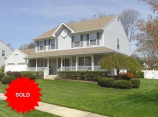 35 Crimson Ct E, Sewell, NJ 08080
