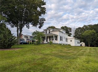 39 Edward St, Coventry, RI 02816