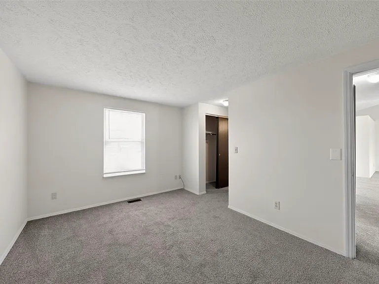 2531 Windsor Village Dr — Photo 7