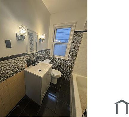 4th image of 9365 Birwood St