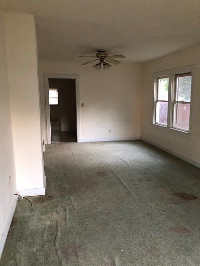 2nd image of 543 Lafayette St