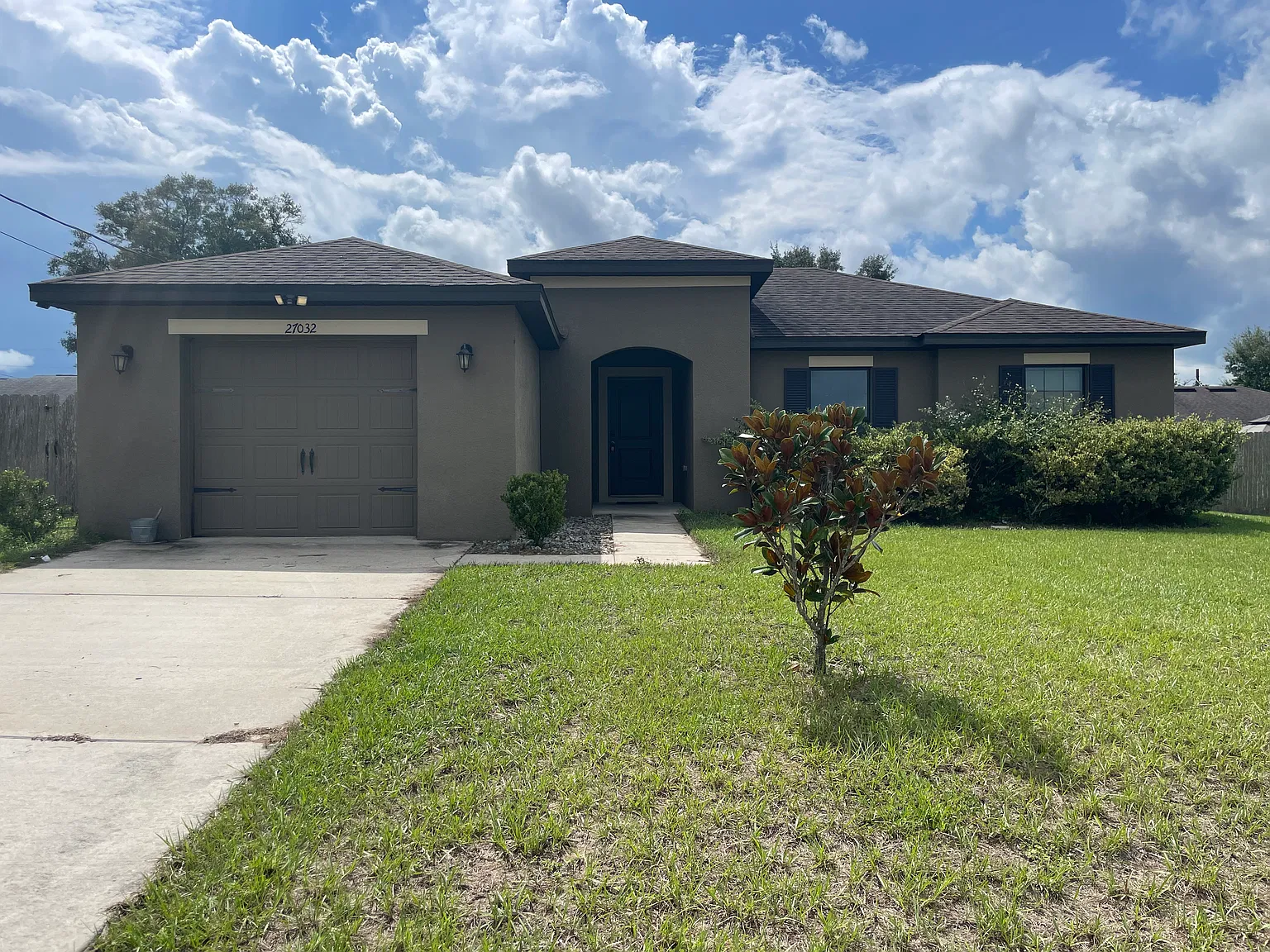 27032 Mary Ave — Photo 1