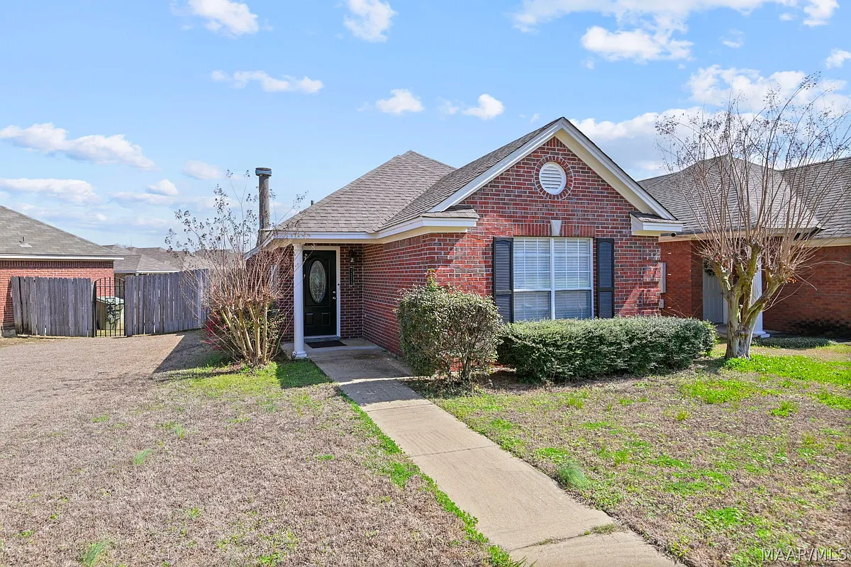 Building Photo - 1225 Westfield Ln
