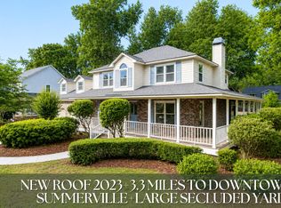 200 Loch Lomond St, Summerville, SC 29483