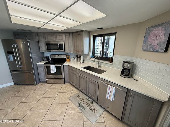 3rd image of 2555 S Atlantic Ave APT 1401