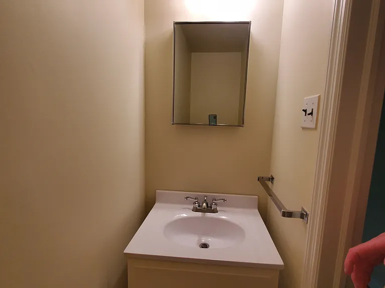 101 Locust St #B — Photo 8