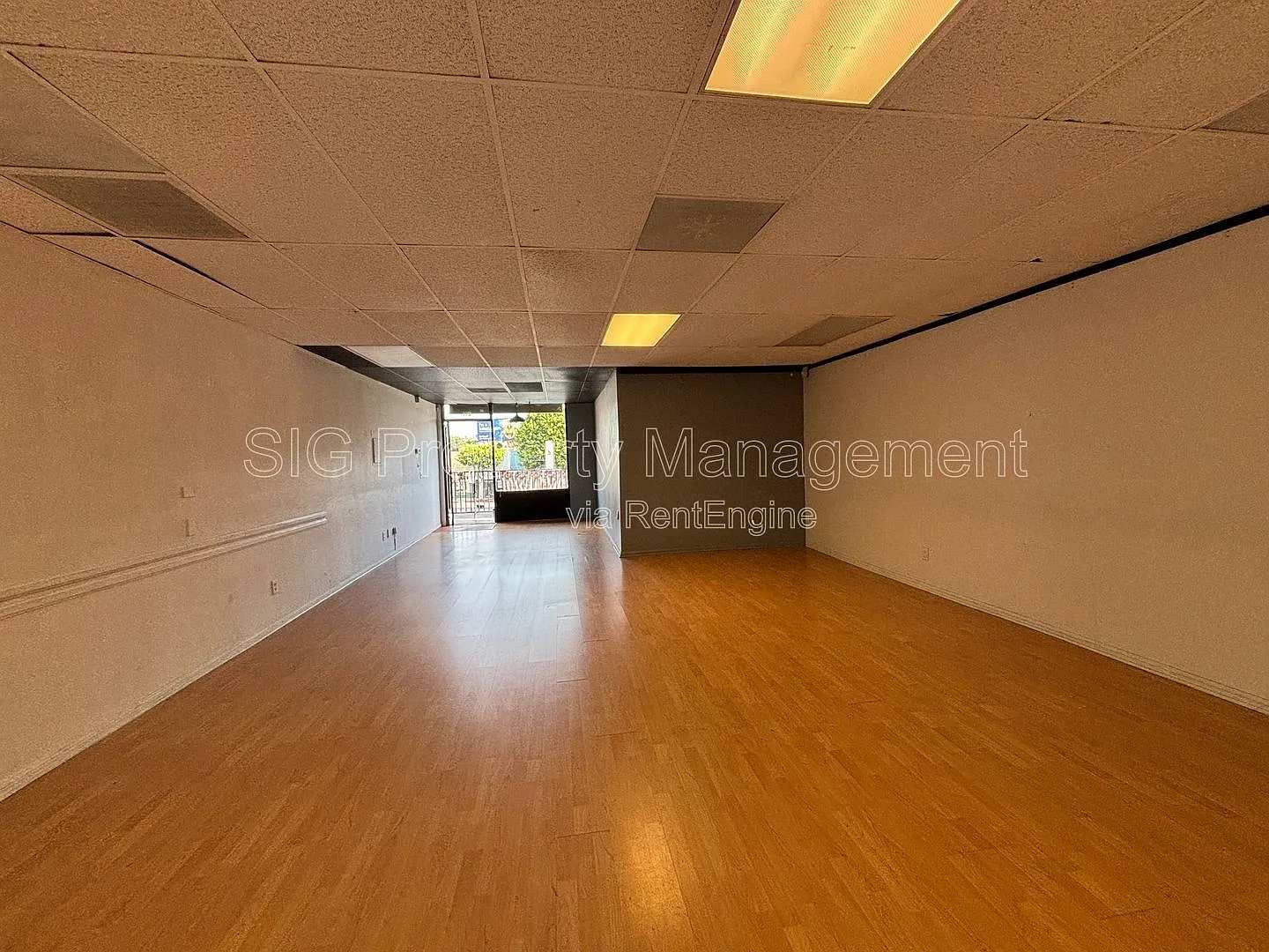Studio, 629 sqft, $1,950 — Photo 3