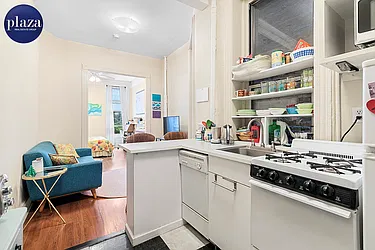 Rented by Plaza Real Estate Group