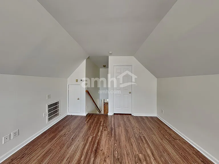 7940 Ebony Rd — Photo 18