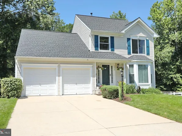3615 Prince Edward Dr, White Plains, MD 20695