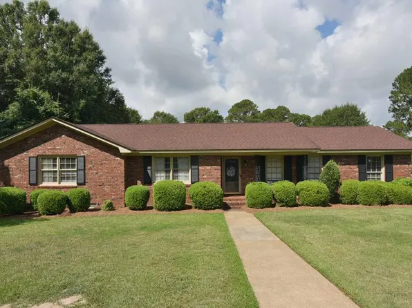 1833 Lullwater Rd, Albany, GA 31707