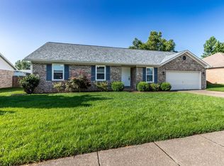 8833 Idaho Dr, Newburgh, IN 47630