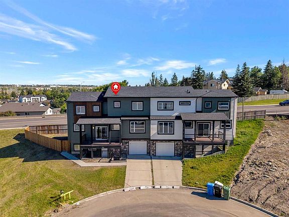 2nd image of 475 34th Ave NE