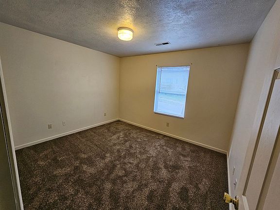 5th image of 1316 N Lincoln St