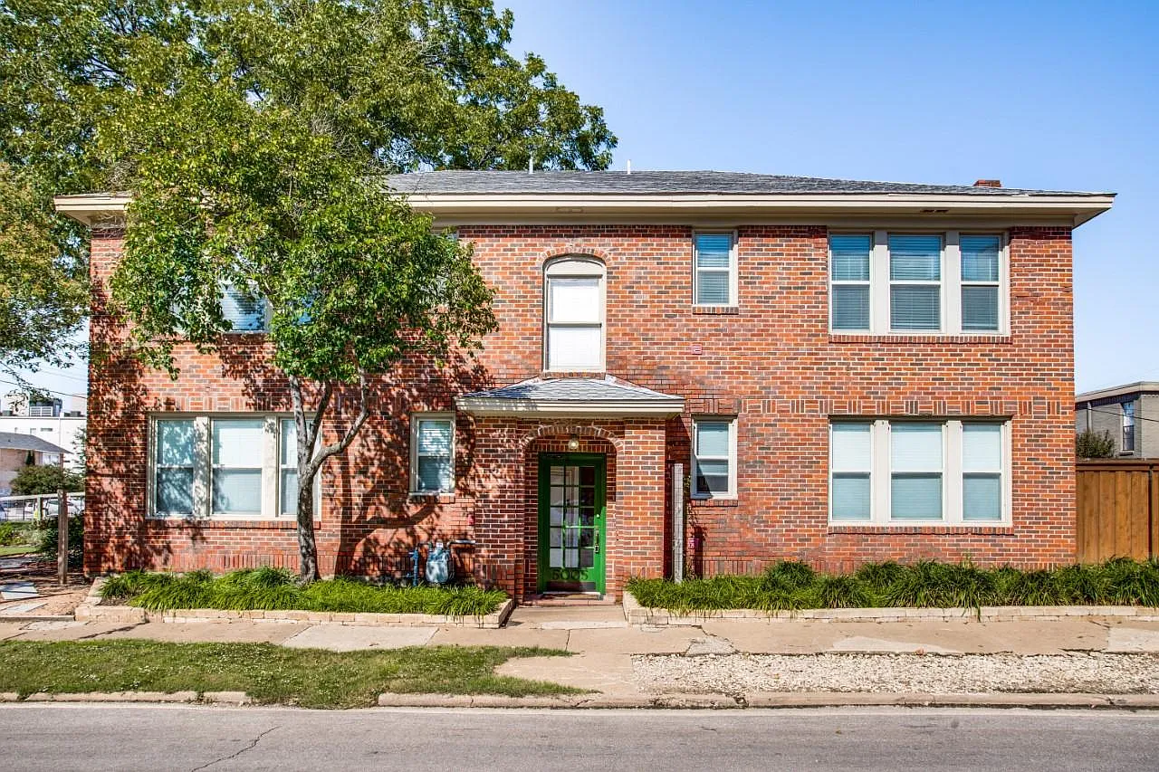 5005 Chambers St — Photo 1