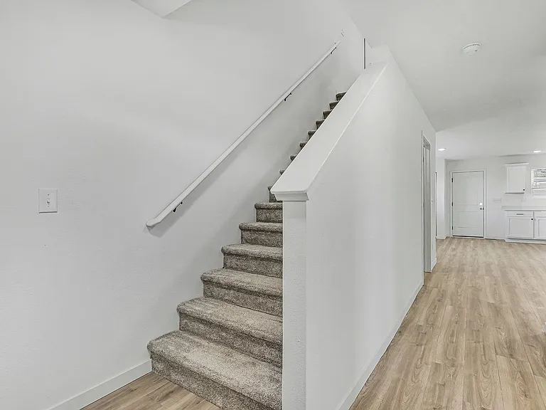 6114 Aurelius Rd — Photo 11