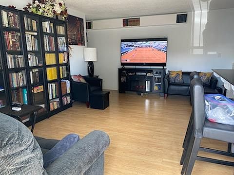 4th image of 5528 Tyhurst Ct APT 4