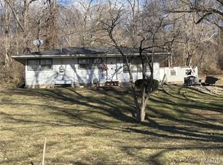 1029 Summer Ln, Caseyville, IL 62232