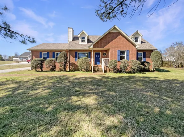 403 Canaan Rd, Columbia, TN 38401