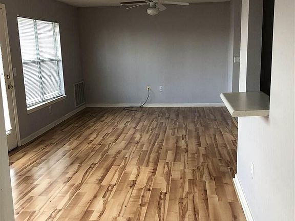 5th image of 816 North St APT 34