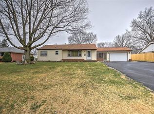 39 Norwood Dr, Decatur, IL 62521