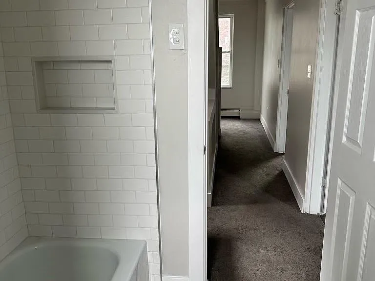 359 Kenney Ave — Photo 9