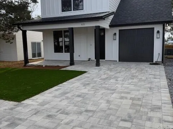 615 Sea Breeze Dr, Panama City Beach, FL 32413