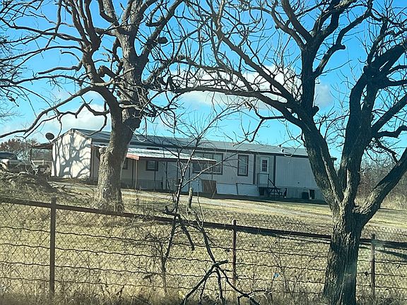3rd image of 43572 E County Road 1600