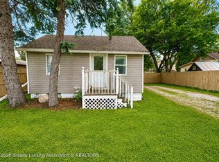 304 S Whittemore St, Saint Johns, MI 48879