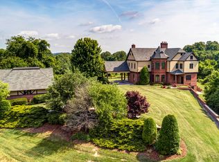 250 Lynn Rd, Johnson City, TN 37604