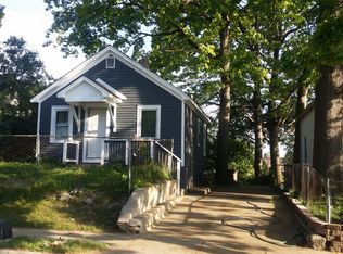93 S Merrimac St, Pontiac, MI 48340