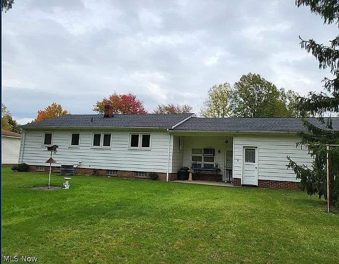 2nd image of 10918 Gregory Ln