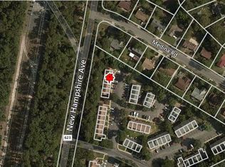 27 Woodlake Manor Dr, Lakewood, NJ 08701