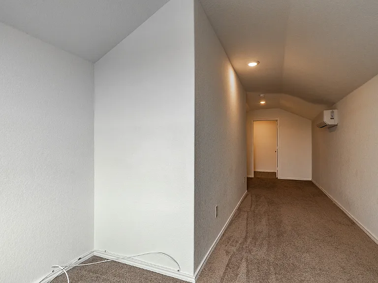 7128 Elm Cv — Photo 19