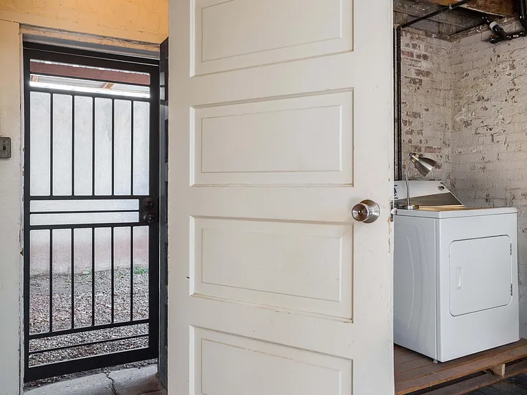 1119 Tijeras Ave NE — Photo 22