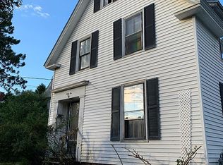 42 Holyoke St, Brewer, ME 04412