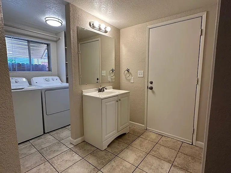 Country Lane - A Must See Community! — Photo 21