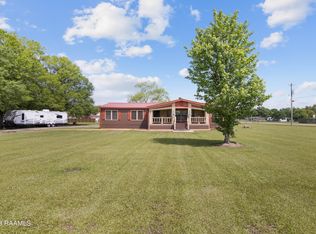 611 Saint Clair Rd, Breaux Bridge, LA 70517