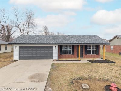 121 Saskatchewan Rd, Roland, OK, 74954