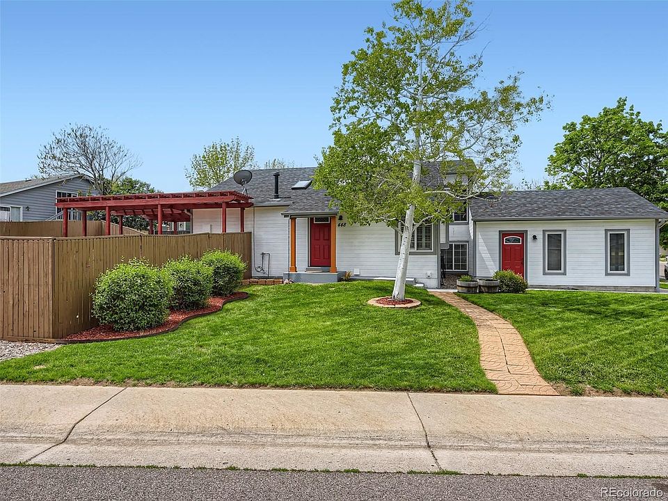 1st image of 448 Arden Cir